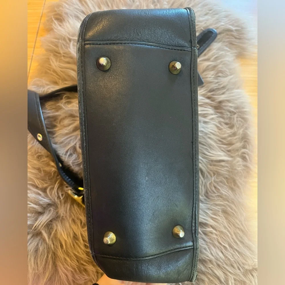 Authentic Vintage Coach Legacy Zip Crossbody Bag - Picture 3 of 9
